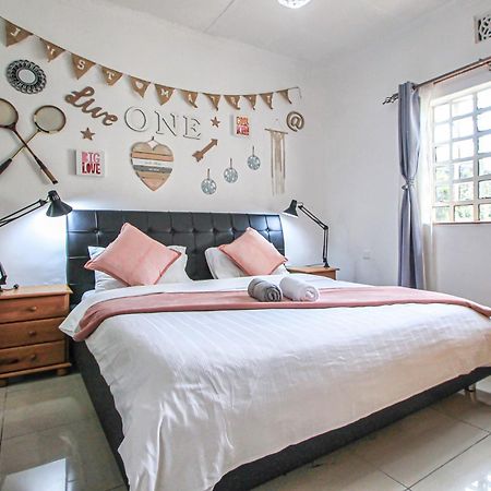 הוילה North Manor נקורו מראה חיצוני תמונה